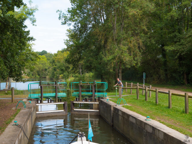 Hausbootferien 2017, St-Léger-sur-Dheune - Louhans-Schleuse auf der "La Seille"